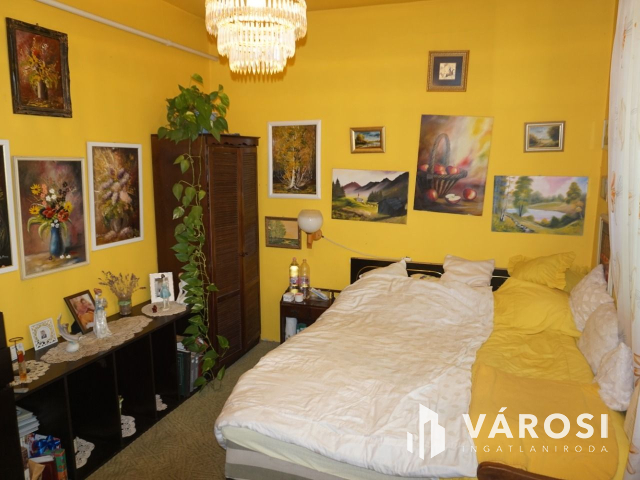 12 szobás apartman a Várfürdő közelében!