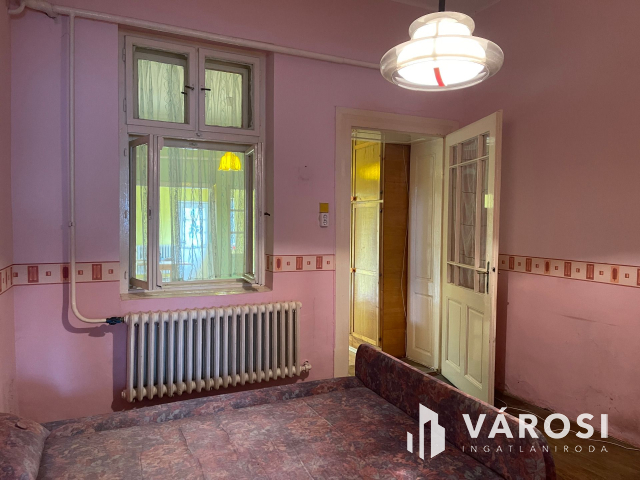 Befektetés vagy lakóház jó helyen