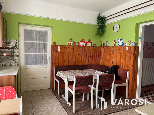 Felújított családi ház Nagykamaráson eladó