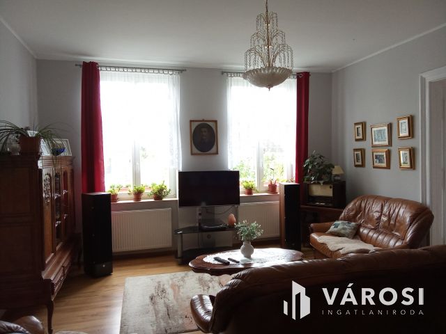 Múlt századi polgári hangulat, modern köntösben!