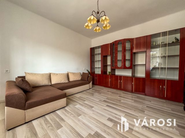 Mátranovákon vendégháznak alkalmas családi ház eladó!