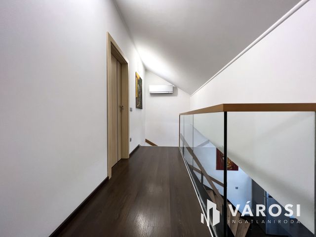 Álomszép luxusotthon, bútorozva eladó