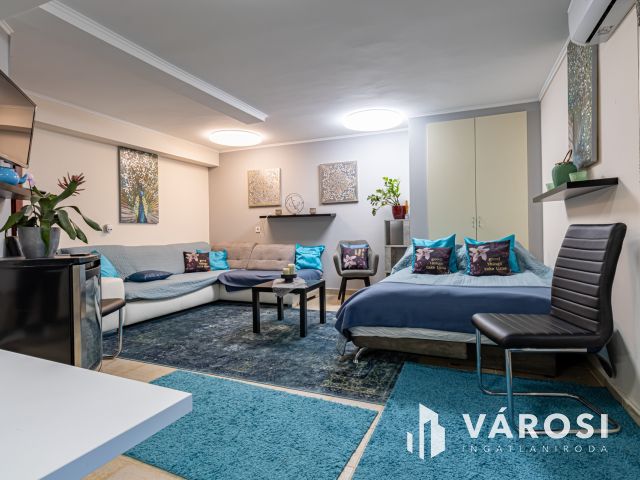 Wellnessház kiadó Fóton