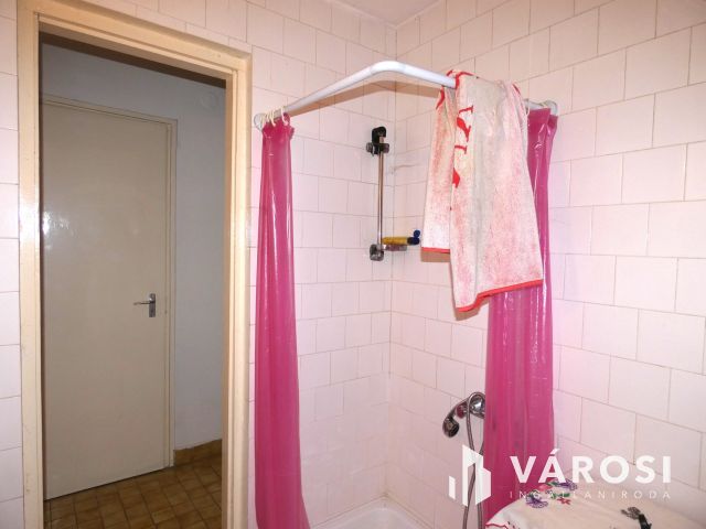 Nagycsaládos otthon Tapolcán – 160 m², 5 szoba, 2 fürdő