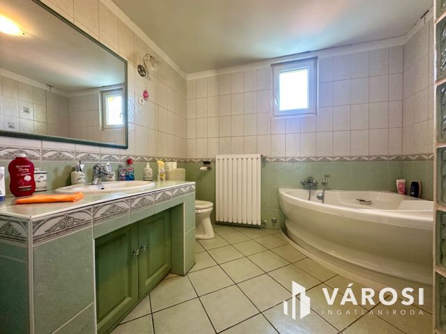 Zagyvapálfalván 4 szobás családi ház eladó!