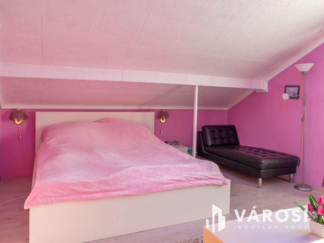 Stílusos, felújított családi ház Orosházán