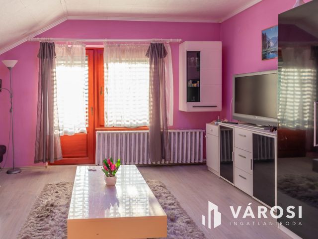 Stílusos, felújított családi ház Orosházán