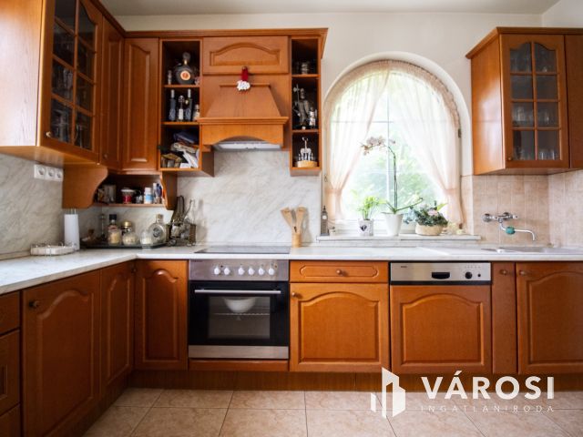 Ez az otthon nem csupán egy ház - igazi családi fészek.