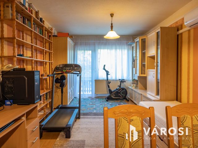 Költözhető magas földszinti lakás Békésen