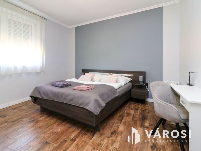 Működő apartman, raktár és telephely egyben!