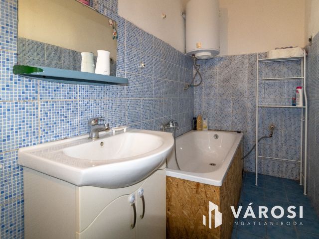 Családi ház Jaminában, nappali+3 szobával,nagy kerttel