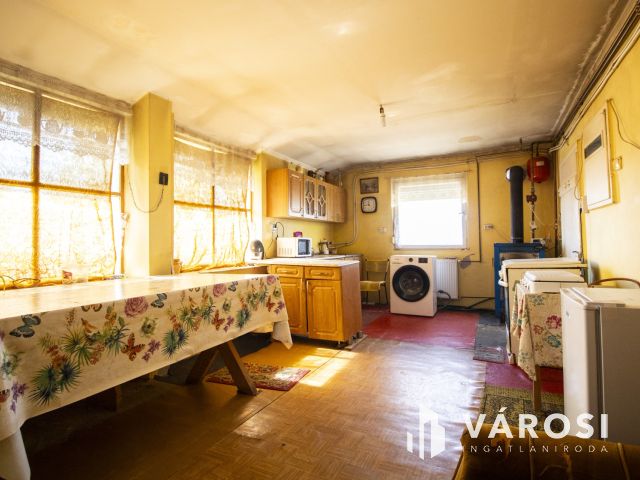 Gyomaendrőd határában eladó tanya