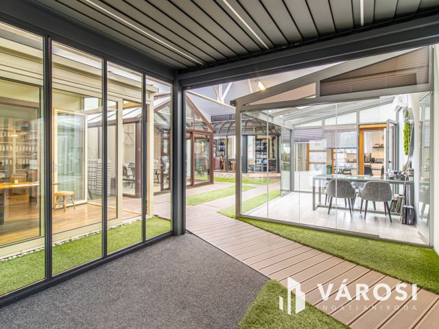 Eladó 1000m² telephely, iroda, műhely Csepel Gyártelepen