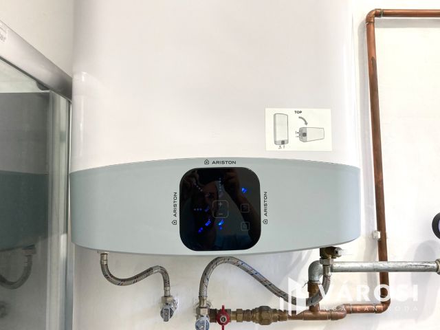 Belvárosi, 54 m2-es házrész eladó