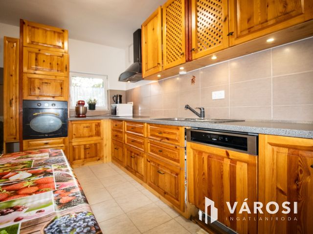 Felújított tanya Békéscsaba mellett,földdel együtt