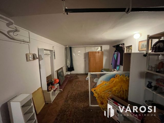 Debreceni 5 Szobás Jó Ház Csendes Kertvárosi Környezetben!