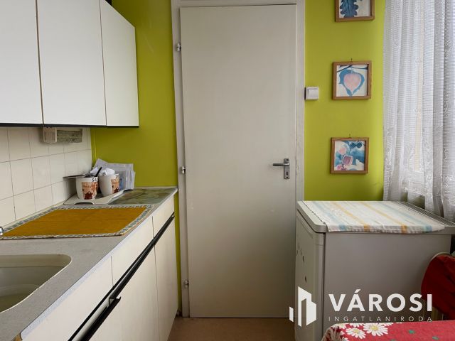 Erkélyes lakás eladó Békésen