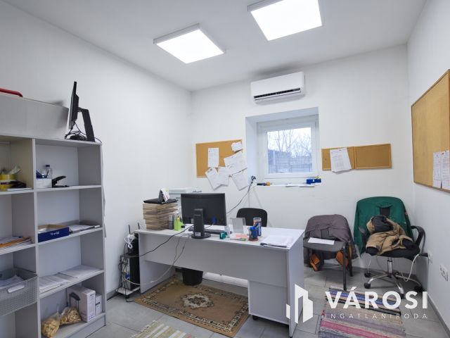 1350 m2-es csarnok kiadó