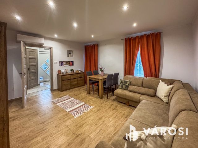 Tökéletes otthon a természet ölelésében