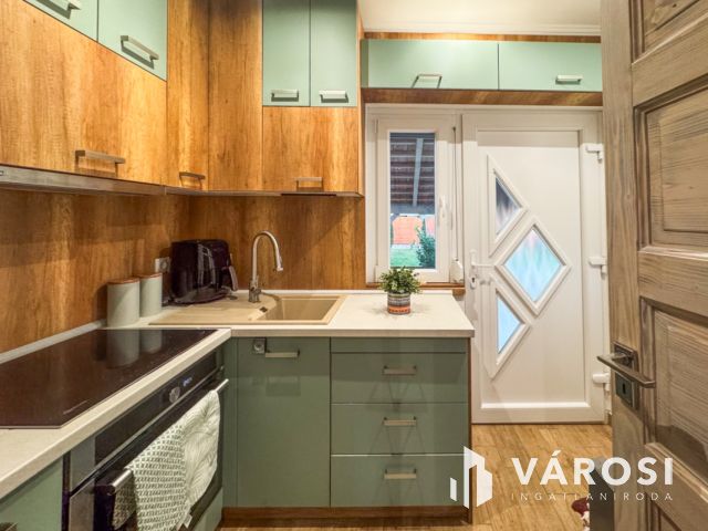 Tökéletes otthon a természet ölelésében