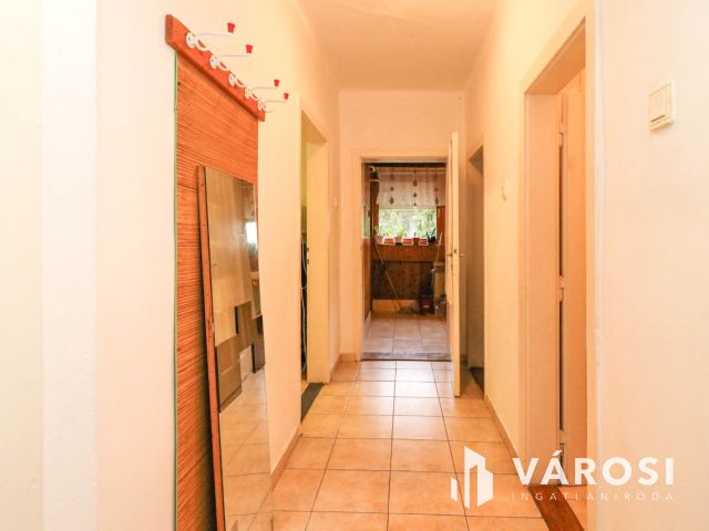 Nagy családi ház eladó vendégház lehetőséggel Gyomán