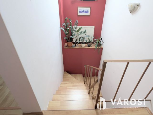 Tökéletes családi otthon a kertvárosban!