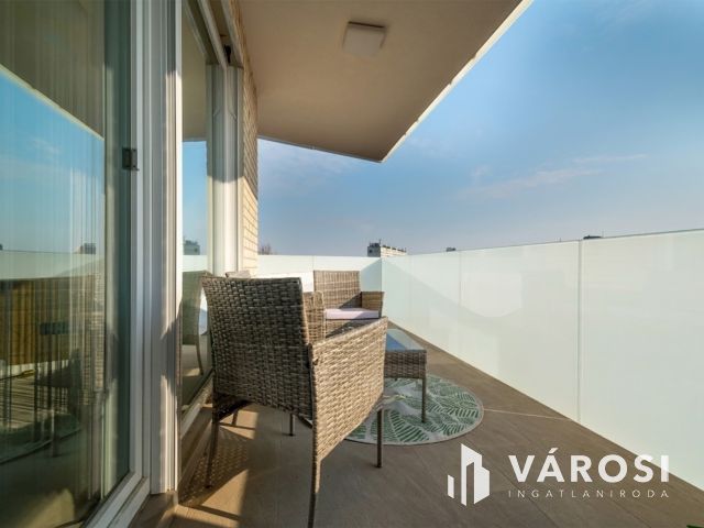 Nagy erkélyes, okosotthon a 13. kerületben