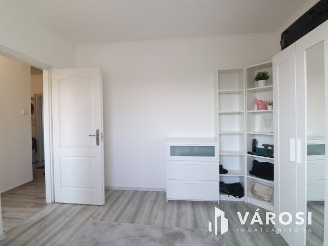 Etelka sori csodaszép lakás.