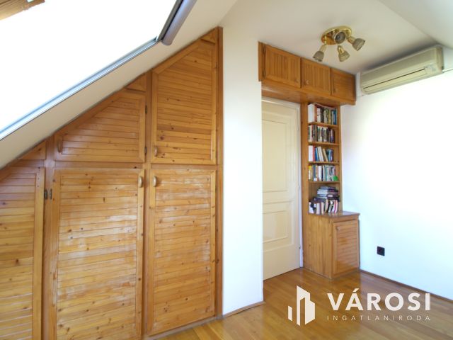 Ritka lehetőség: 204 m2 prémium sorházi otthon saját kerttel