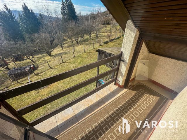 Kercseg Dűlőben, tégla épülettel, zártkert eladó!