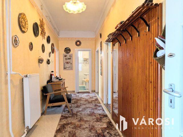 Családi ház kedvelt környéken!