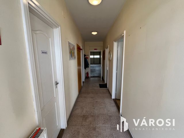 Debreceni szuper Jó Kis Telephely Eladó!