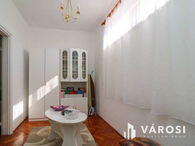 Felújított házrész eladó Nagyszénáson