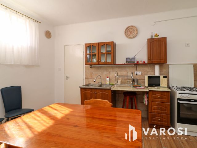 Felújított házrész eladó Nagyszénáson