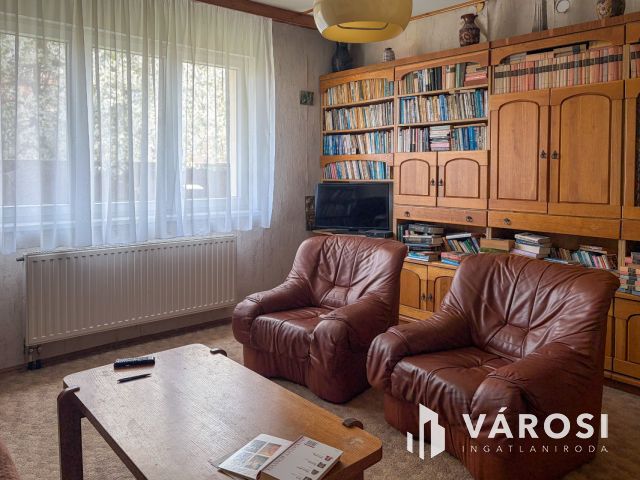 Jó szerkezet, jó elrendezés, nyugodt környezetben