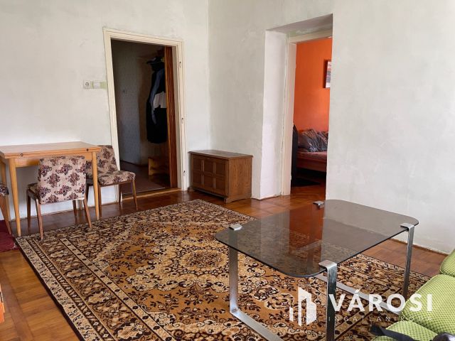 3 szobás családi ház, gyümölcsös és egy külön lakrész